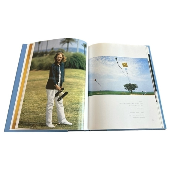 Collector’s Handbook Jackie Matisse Art That Soars: Kites & Tails Hardcover Book - Picture 2 of 4